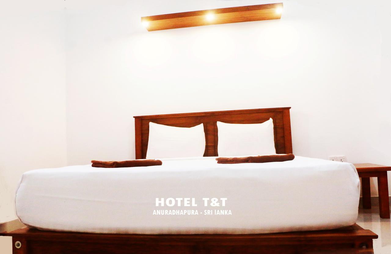 Hotel T&T Anuradhapura Buitenkant foto